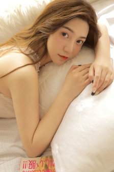 八重神子拿黄瓜奖励